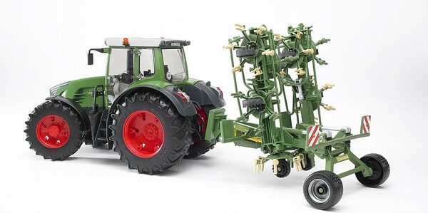 Bruder Toys Herse rotative avec mecanisme de roulement 02224 4001702022242