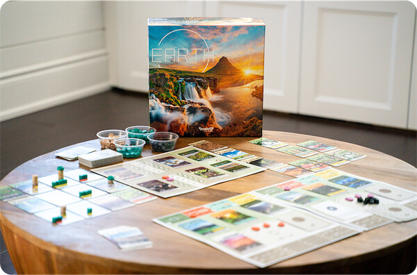 inside up games Earth (en) 619264453127