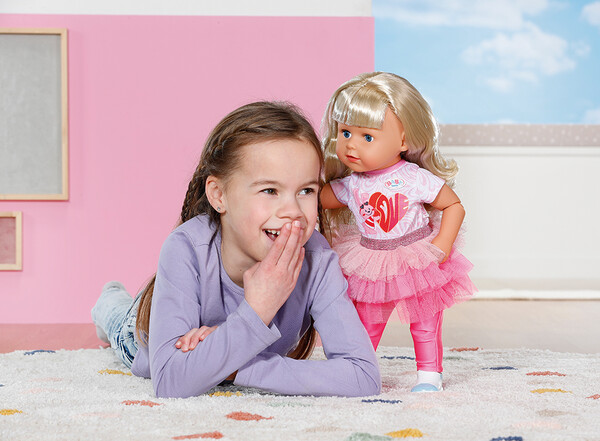 Zapf Creation Baby Born (43cm) - grande soeur style et jeux 4001167540312