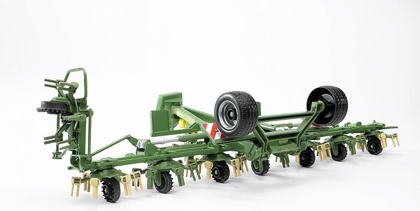 Bruder Toys Herse rotative avec mecanisme de roulement 02224 4001702022242
