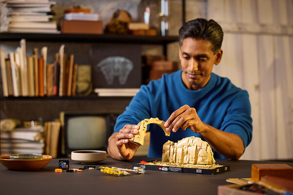 LEGO LEGO 75380 Diorama de la course de podracers de Mos Espa 673419389525