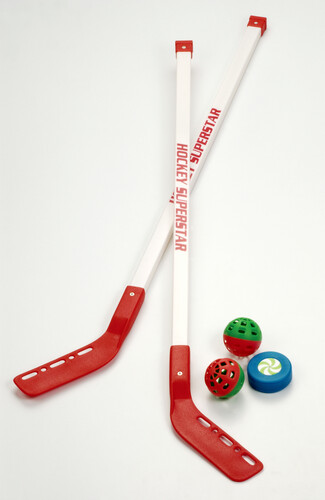 Batons de hockey rouge, balle et rondelle 635016866601