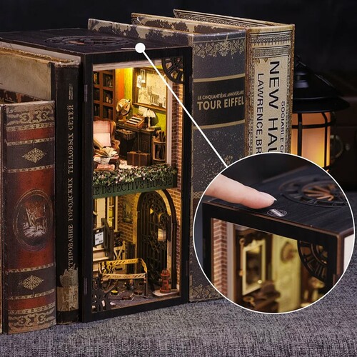 BookNook BookNook - Rose Detective Prive 3770033532324