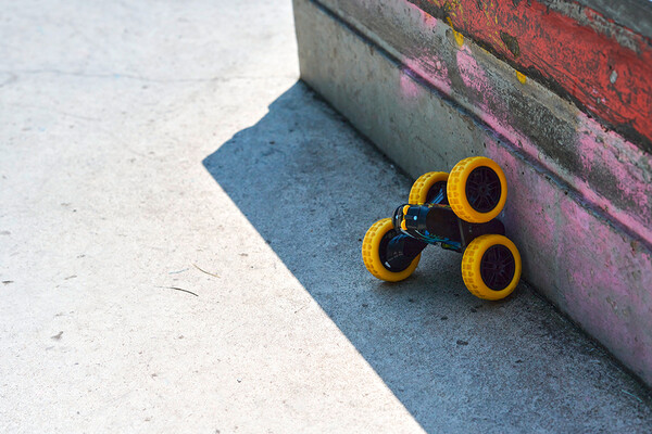 Dickie Toys dickie - téléguidé flippy feu & glace 18 cm 1:28 4006333087349