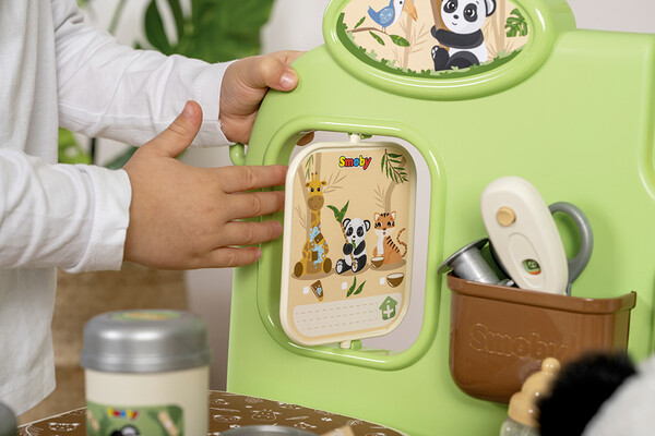 Smoby Centre de vétérinaire Panda et 19 accessoires 3032163404064