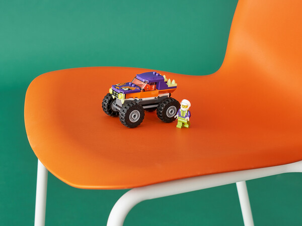 LEGO LEGO 60251 Le Monster Truck 673419319195