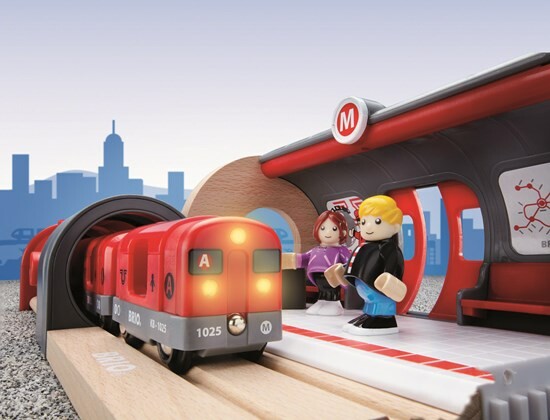 Brio Train Brio Train en bois Circuit métro 33513 7312350335132