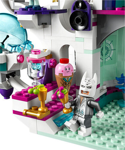 LEGO LEGO 70838 Film 2 Le palais spatial de la reine 673419302388
