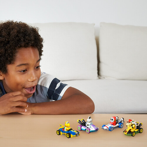 Hot Wheels Hot Wheels - Mario Kart - Ensemble de 4 véhicules (JDL94) 887961936179