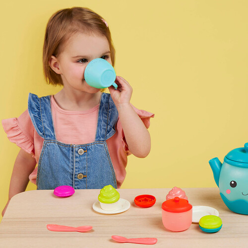 B. Brand B.Toys - "musical tea party" ensemble de thé jouet 062243472945