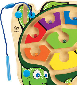 Hape Labyrinthe à billes tortue à carapace colorée en bois avec baguette aimantée 6943478003934