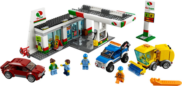 LEGO LEGO 60132 City La station-service (août 2016) 673419250030