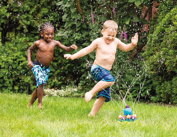 B. Brand B. Active - gicleur whirly la baleine 062243302310