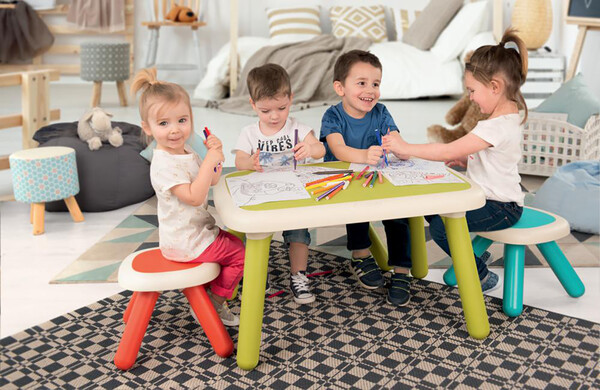 Smoby Table pour 4 Verte 3032168804012