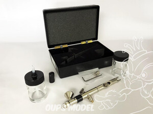 Badger UNIVERSAL 360 Airbrush + 2 pots + Adaptateur 