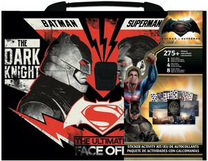 Trends International My Sticker Activity Kit Batman vs. Superman (fr/en) 042692046706