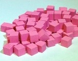 Mayday Games Pièces de jeu cube rose bois 8 mm 