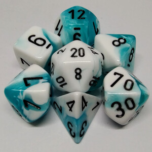 Chessex Dés d&d 7pc Gemini turquoise/blanc avec chiffres noirs (d4, d6, d8, 2 x d10, d12, d20) 601982023010