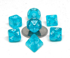 Chessex Dés d&d 7pc micro transparents sarcelle avec chiffres blancs (d4, d6, d8, 2 x d10, d12, d20) 601982020286